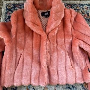 Classic LEI fur pink cropped coat